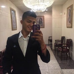 Meet your Posher, Jose